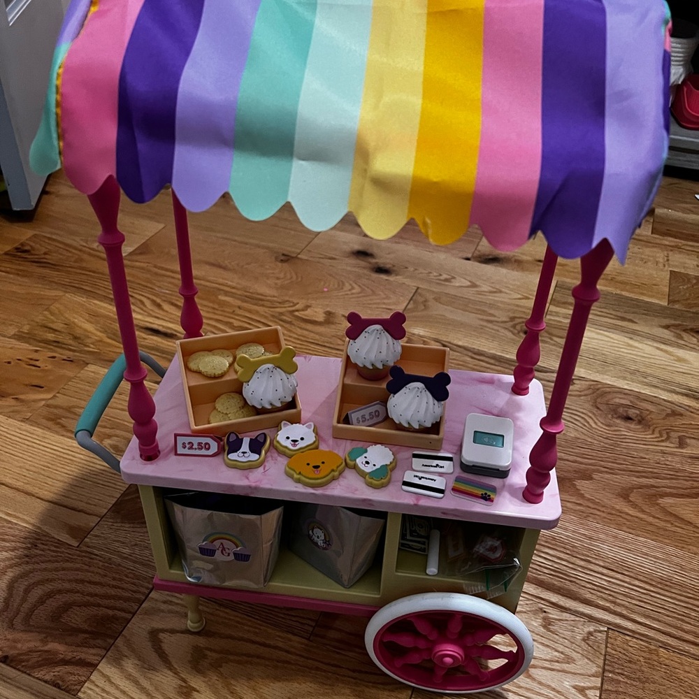 American Girl Summer Mckinney Pet Treat Cart